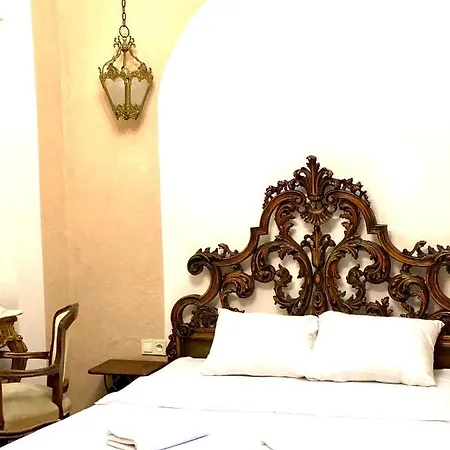 на вулиці лесі українки 19 кв 5 *