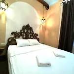 центр львова вулиця лесі українки 19 Lviv