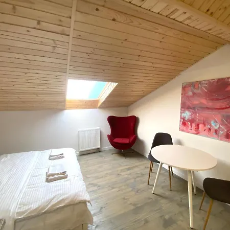 центр львова вулиця лесі українки 19 * 利沃夫