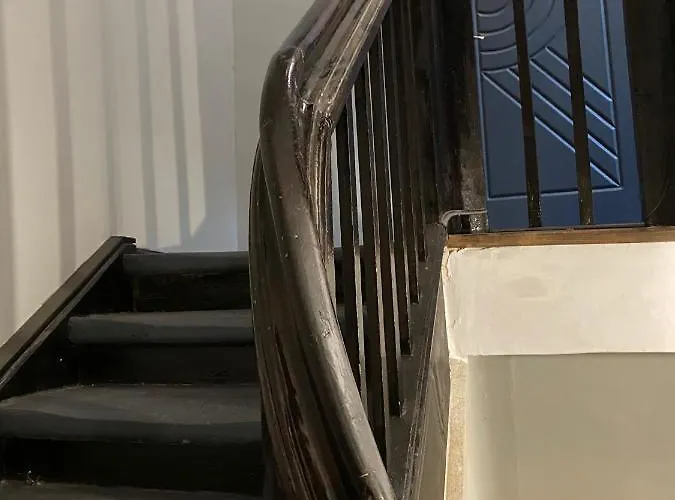 центр львова вулиця лесі українки 19 *