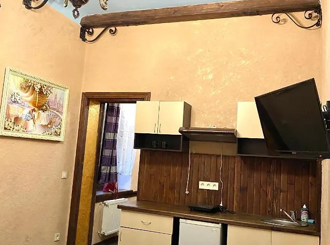 центр львова вулиця лесі українки 19