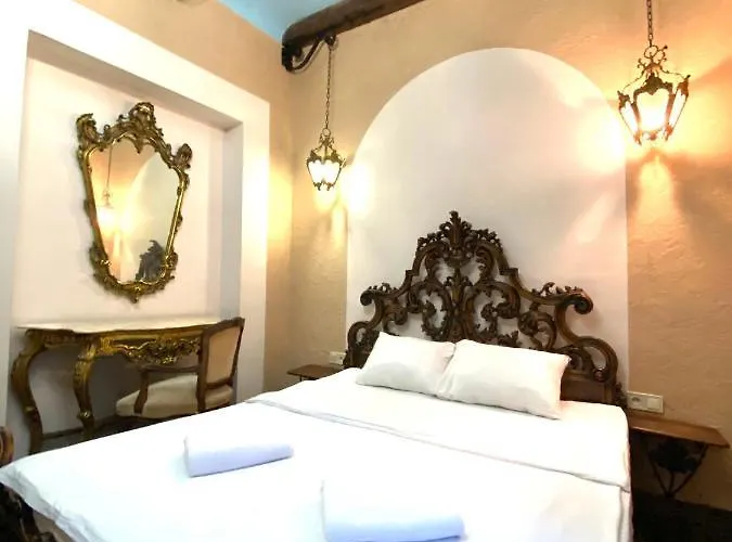 центр львова вулиця лесі українки 19 * 利沃夫