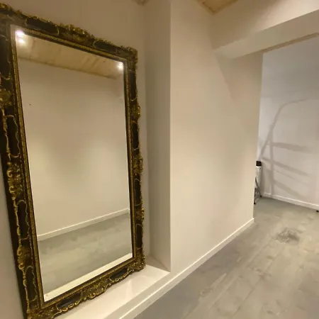 центр львова вулиця лесі українки 19 Apartment *