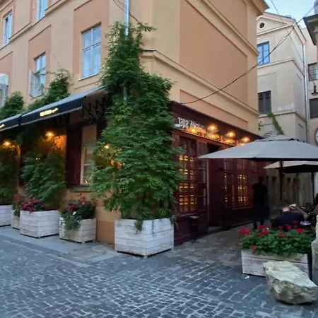 центр львова вулиця лесі українки 19 Apartment