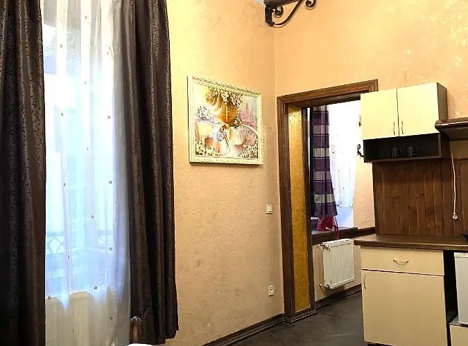 центр львова вулиця лесі українки 19